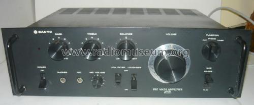 Pre Main Amplifier DCA 401; Sanyo Electric Co. (ID = 1834214) Ampl/Mixer