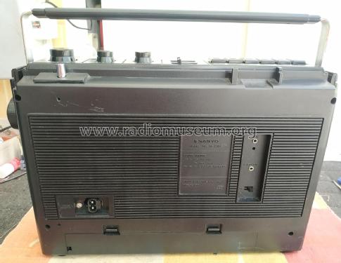 Radio Cassette Recorder M-Z90F; Sanyo Electric Co. (ID = 3132140) Radio