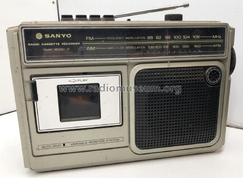 Radio Cassette Recorder M2560-2F; Sanyo Electric Co. (ID = 2700896) Radio