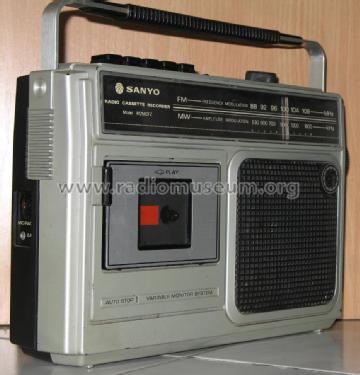 Radio Cassette Recorder M2560FZ; Sanyo Electric Co. (ID = 1475333) Radio