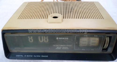 Digital 2 Band Clock Radio RM 5010; Sanyo Electric Co. (ID = 1650851) Radio