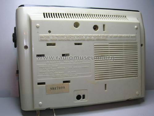 Digital 2 Band Clock Radio RM 5010; Sanyo Electric Co. (ID = 1668525) Radio