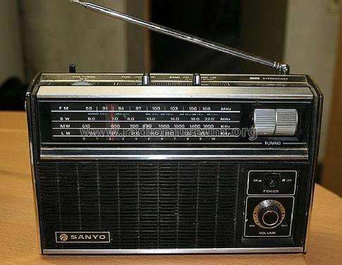 RP 8110; Sanyo Electric Co. (ID = 1181711) Radio