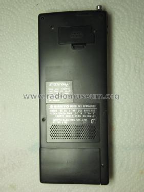 LCD Digital Clock Calculator AM/FM Receiver RPM6950U; Sanyo Electric Co. (ID = 2556584) Radio