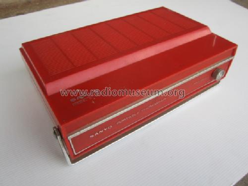 Portable Phonograph G-1517; Sanyo Electric Co. (ID = 1663111) Sonido-V