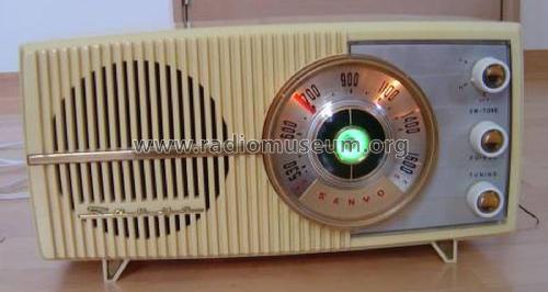 SS 70; Sanyo Electric Co. (ID = 2286104) Radio