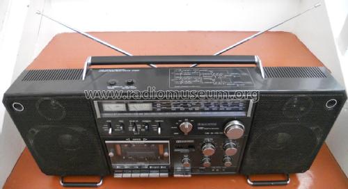 Stereo Cassette Recorder M9998K; Sanyo Electric Co. (ID = 1866696) Radio