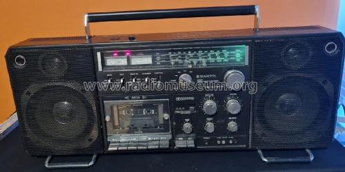 Stereo Cassette Recorder M9998K; Sanyo Electric Co. (ID = 2988942) Radio