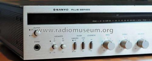 Stereo DC Integrated Amplifier Plus A35; Sanyo Electric Co. (ID = 2705569) Ampl/Mixer