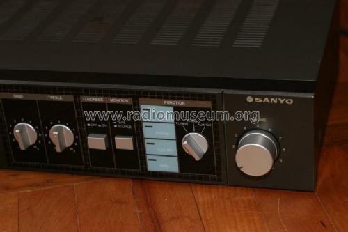 Stereo Integrated Amplifier JA-220; Sanyo Electric Co. (ID = 1309691) Ampl/Mixer