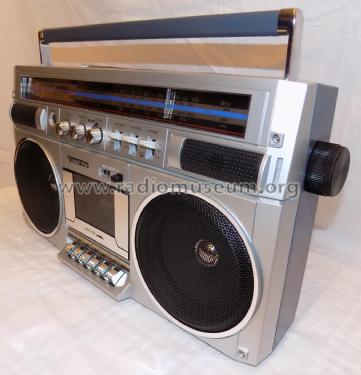 Stereo Radio Cassette Recorder M9830LU; Sanyo Electric Co. (ID = 1974095) Radio