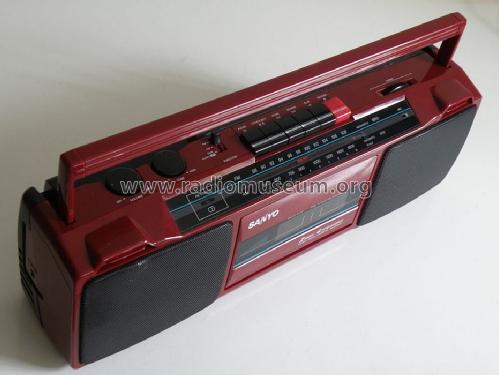 Stereo Radio Cassette Recorder M7024F; Sanyo Electric Co. (ID = 1433501) Radio
