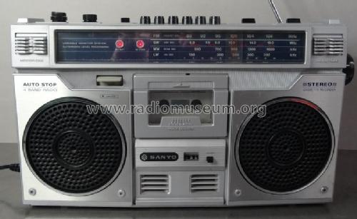 Stereo Radio Cassette Recorder M9921LU; Sanyo Electric Co. (ID = 1654989) Radio