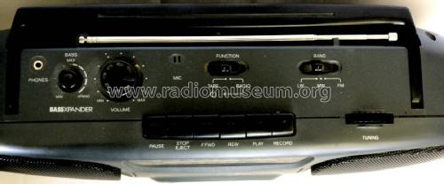 Stereo Radio Cassette Recorder M-7013L; Sanyo Electric Co. (ID = 2284449) Radio