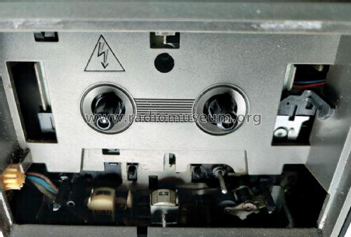 4 Band Stereo Radio Cassette Recorder M9704N; Sanyo Electric Co. (ID = 2758649) Radio