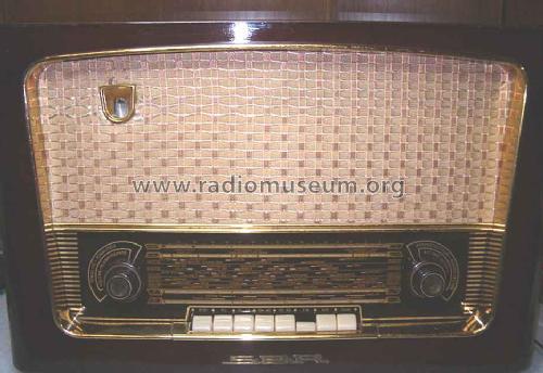 P18; SBR Société Belge (ID = 1066034) Radio