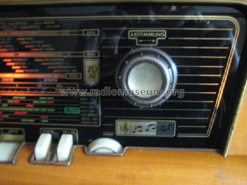 Goldtruhe Balalaika 7046; Schaub und Schaub- (ID = 675837) Radio