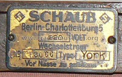 York W; Schaub und Schaub- (ID = 714780) Radio