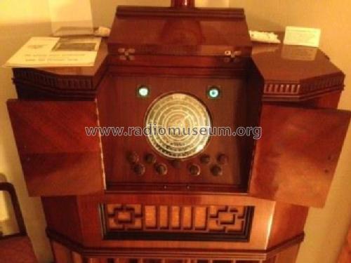 Laureate Grande CABINET only; Scott Radio Labs.E.H (ID = 1427297) Cabinet