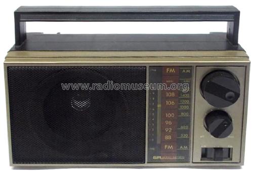 Silvertone 24186 No. 667.24186650; Sears, Roebuck & Co. (ID = 1610547) Radio
