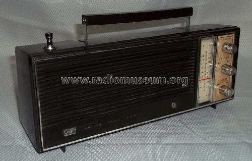 Portable Dual Power 2035 Order=57K 2035 ; Sears, Roebuck & Co. (ID = 2700606) Radio