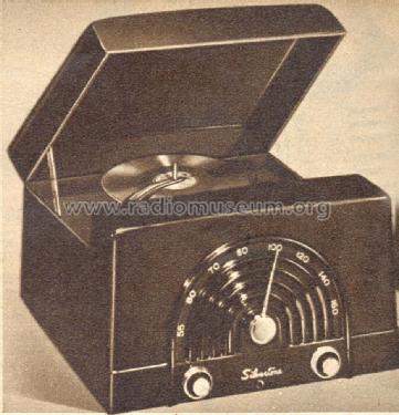 Silvertone 1040 Ch= 528.194 Order=57F 01040; Sears, Roebuck & Co. (ID = 1329695) Radio