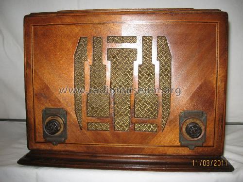 Silvertone Order= 57D 1705; Sears, Roebuck & Co. (ID = 1087454) Radio