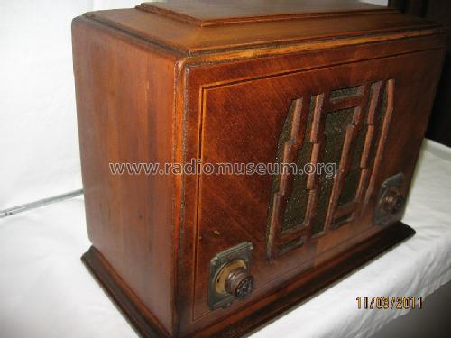 Silvertone Order= 57D 1705; Sears, Roebuck & Co. (ID = 1087456) Radio