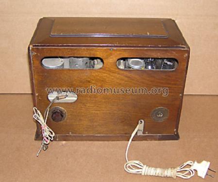 Silvertone Order= 57D 1705; Sears, Roebuck & Co. (ID = 377952) Radio