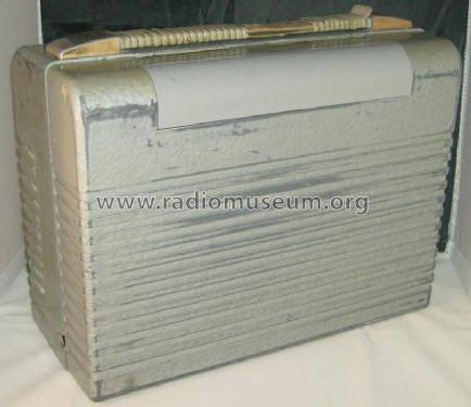 Silvertone 3203 Ch= 528.259 Order=57D 03203; Sears, Roebuck & Co. (ID = 651245) Radio