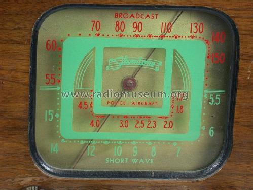 Silvertone 3749 ; Sears, Roebuck & Co. (ID = 1649381) Radio