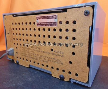 Silvertone 7000 Ch= 132.42000 Order=57D 7000; Sears, Roebuck & Co. (ID = 2012976) Radio