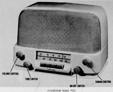 Silvertone 7021 Ch= 101.807-A; Sears, Roebuck & Co. (ID = 826768) Radio