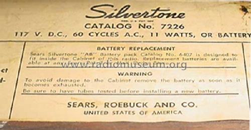 Silvertone 7226 Wayfarer Ch= 528.45800 Order=57D 07226K; Sears, Roebuck & Co. (ID = 269489) Radio