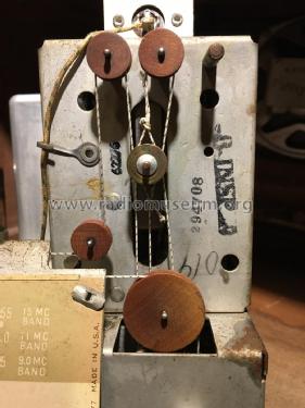 Silvertone 7230 Ch= 101.802A; Sears, Roebuck & Co. (ID = 2173526) Radio