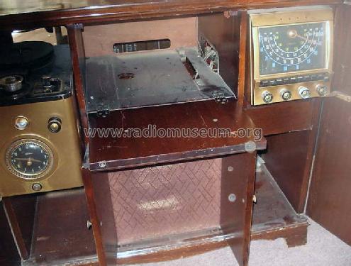 Silvertone 8125 Ch= 101.831-1 Type 47; Sears, Roebuck & Co. (ID = 813919) Radio