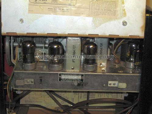 Silvertone 8270A Ch= 101.822A; Sears, Roebuck & Co. (ID = 1304819) Radio