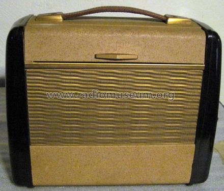 Silvertone 8270A Ch= 101.822A; Sears, Roebuck & Co. (ID = 1304821) Radio