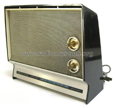 Silvertone Instant Sound Solid State 8005 Ebony Ch= 132.30301 Order=57G 8005; Sears, Roebuck & Co. (ID = 1475234) Radio