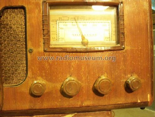 Silvertone Order= 57D 4612C; Sears, Roebuck & Co. (ID = 1456821) Radio