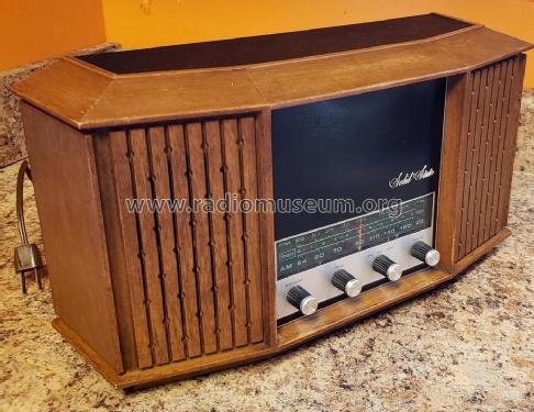 Silvertone Solid State 2039 ; Sears, Roebuck & Co. (ID = 2825573) Radio