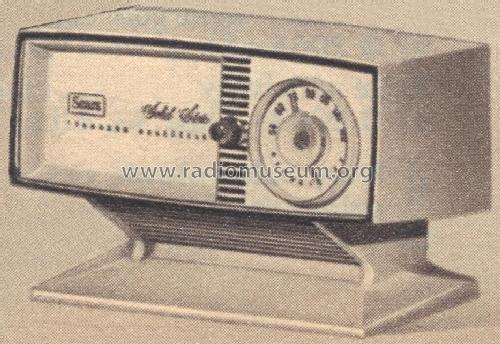 Silvertone Transistor Radio 2001 Ch= 132.20010001 Order= 57H 2001; Sears, Roebuck & Co. (ID = 1675336) Radio