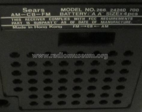 Solid State AM/FM/CB Receiver 40 266.24240 700; Sears, Roebuck & Co. (ID = 1409933) Radio