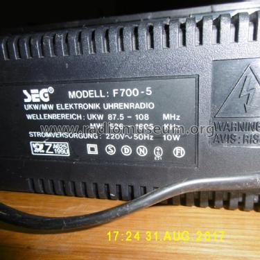 UKW/MW Elektronik Uhrenradio F700-5; SEG, Schmid (ID = 2143913) Radio