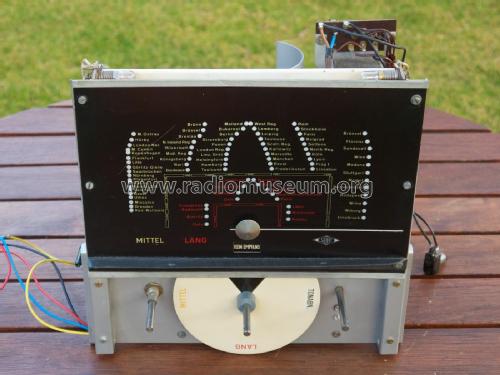 215WS; Seibt, Dr. Georg (ID = 2045295) Radio