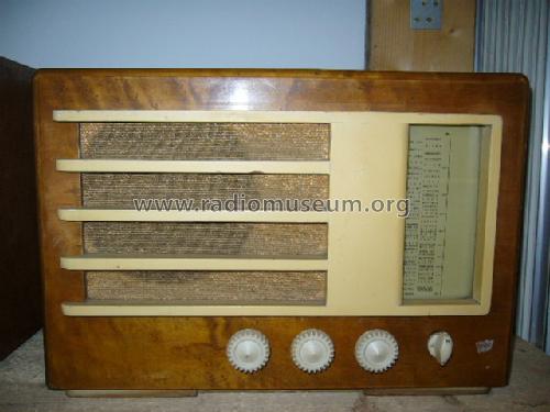 246B ; Seibt, Dr. Georg (ID = 1662492) Radio