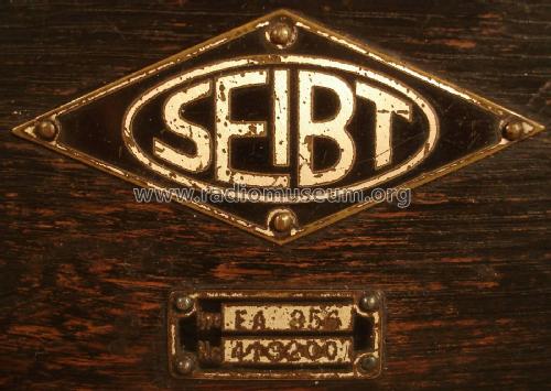 EA356; Seibt, Dr. Georg (ID = 2058555) Radio