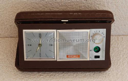 Seiko Travel Alarm Clock Radio Radio Seiko Co. Ltd. Hattori; Tokyo |  Radiomuseum