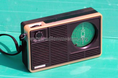 90RL152 /28; Radiola marque (ID = 1870772) Radio