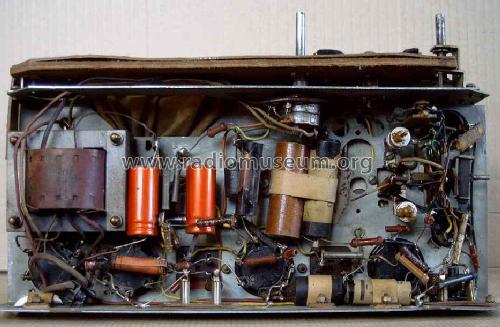 RA83A /00 /01; Radiola marque (ID = 1561022) Radio